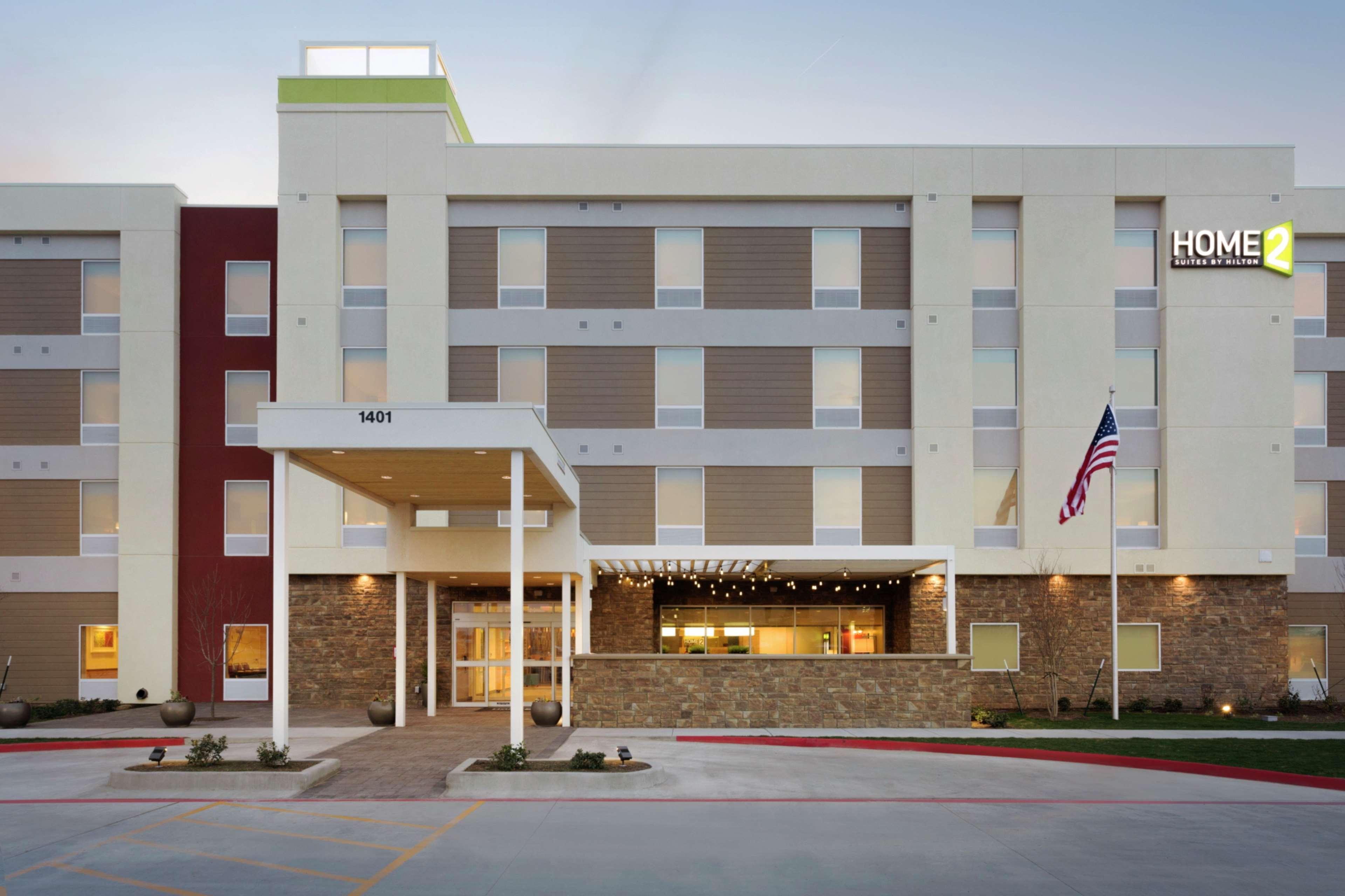 Home2 Suites By Hilton Midland Extérieur photo
