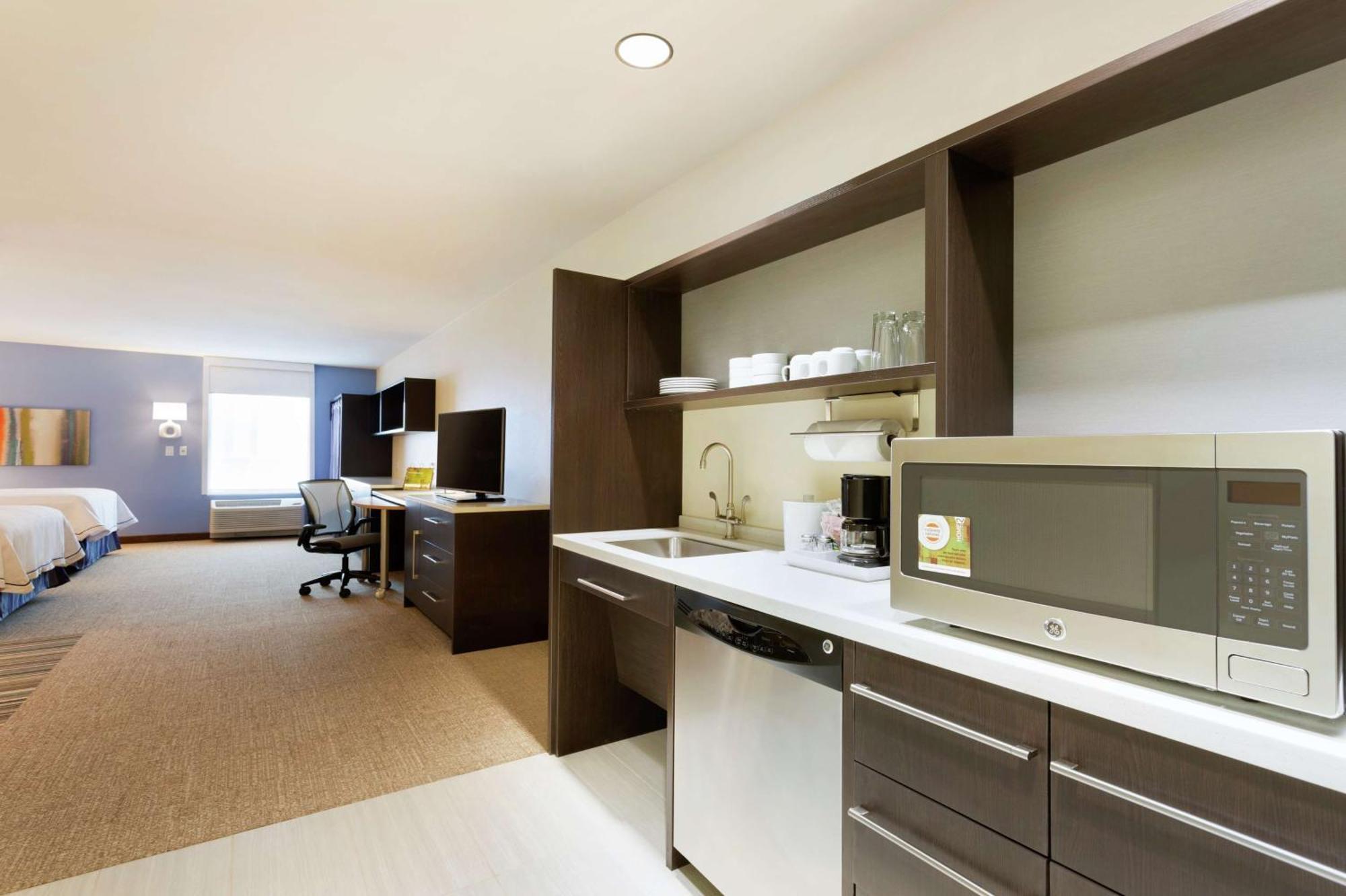 Home2 Suites By Hilton Midland Extérieur photo